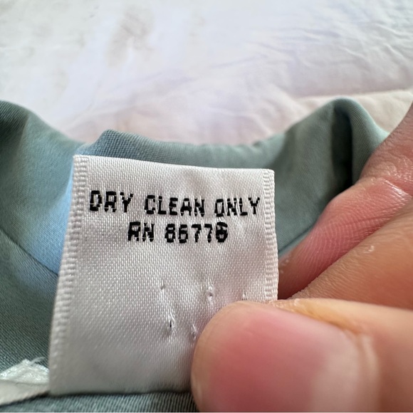 Katherine Kelly Collection Women’s Silk Blazer Size 4 - Picture 8 of 12